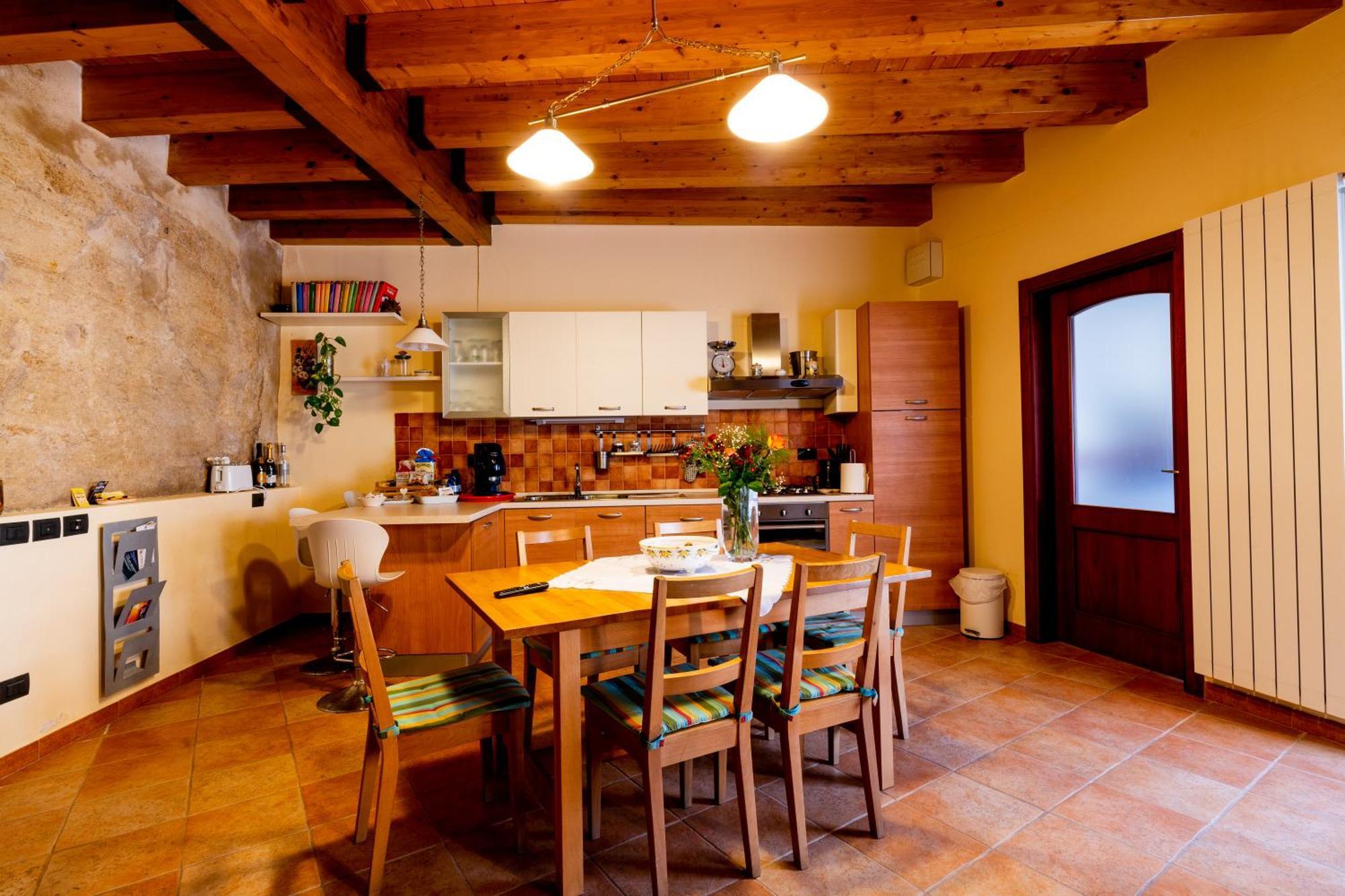 Villa Domus Teja à Agira Extérieur photo